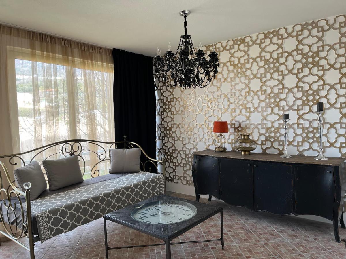 Aviator с отдельным входом Apartment